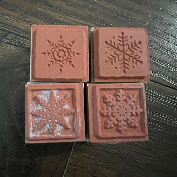 Collection of 17 Rubber Stamps - Picture 5 of 7